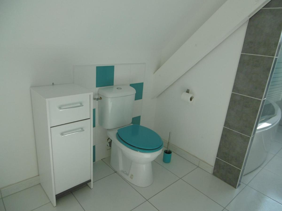 Véro, Yves Nay  Extérieur photo
